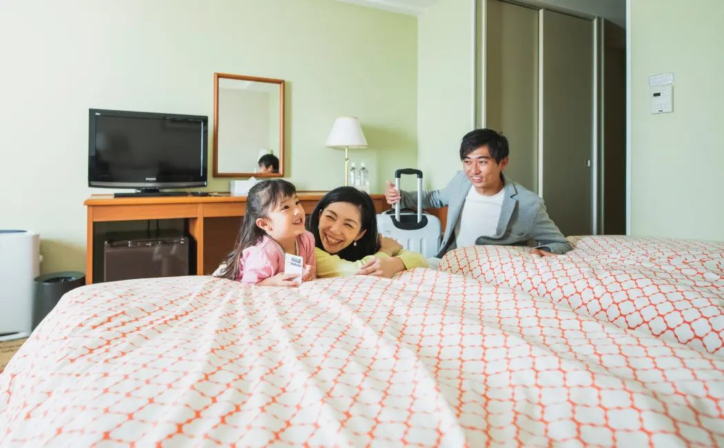 お隣が、もうハウステンボス専用ゲートから、朝も夜も何度でも。