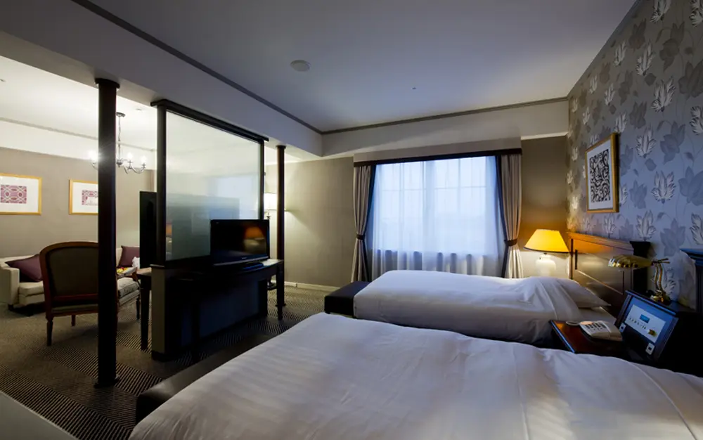 ジュニアスイート